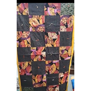 Vintage Handmade Wall Hanging Lap Quilt Patchwork Design 28" x 48"